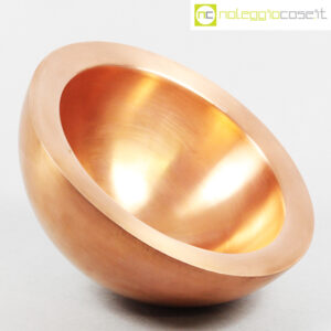 Centrotavola in rame inclinabile