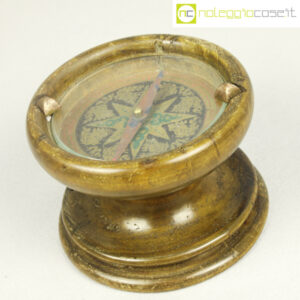 Bussola navale antica in legno