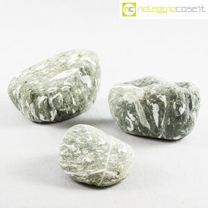 Ciottoli in pietra naturale verde