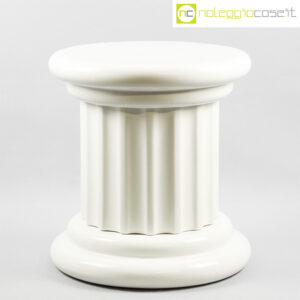Colonna bassa in ceramica bianca