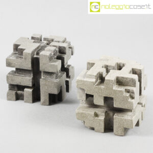 Cubi in cemento traforato