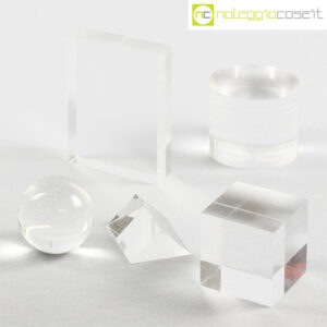 Fusina solidi fermacarte in plexi