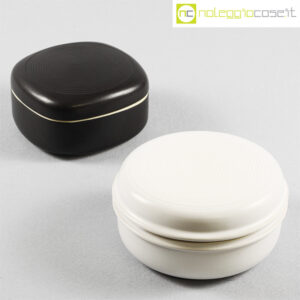 Laboratorio Pesaro scatola bianca e nera