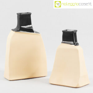 Laboratorio Pesaro vasi bottiglie