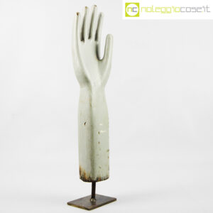 Mano in legno (stampo) con base