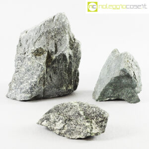 Marmo verde Alpi in blocchi frantumati