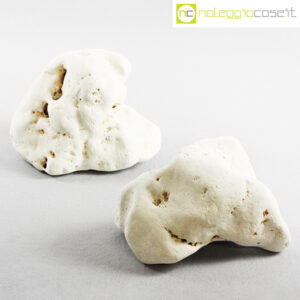 Pietre naturali in calcare bianco medie