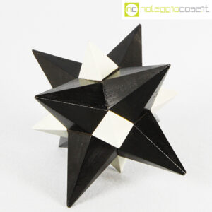 Poliedro stellato non regolare