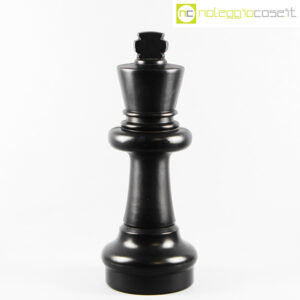 Scacco enorme in plastica nera