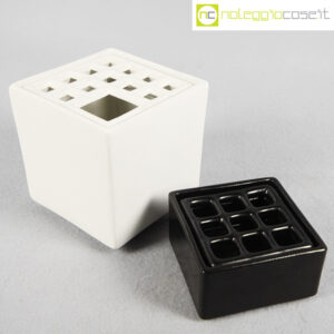 Scatole in ceramica nero-bianco