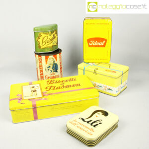 Scatole in latta colorate vintage 02