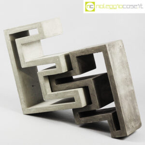 Scultura componibile in cemento
