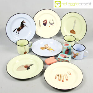 Seletti Toiletpaper Maurizio Cattelan