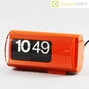 Solari Udine Cifra 3 arancio Gino Valle