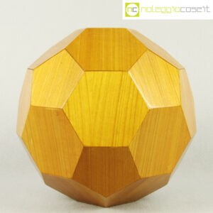 Solido regolare contenitore