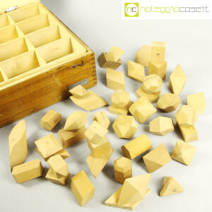 Vallardi Editore 42 solidi geometrici