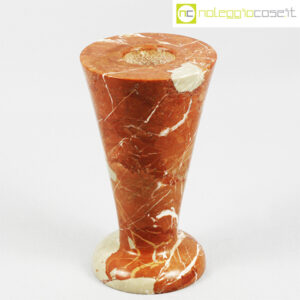 Vaso a cono in marmo rosso