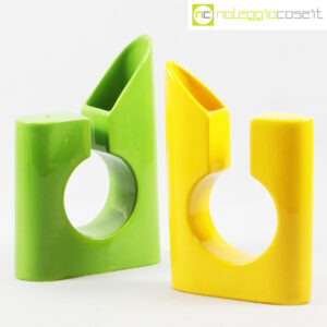 Vasi colore verde e giallo in ceramica