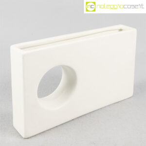 Vaso rettangolare con buco