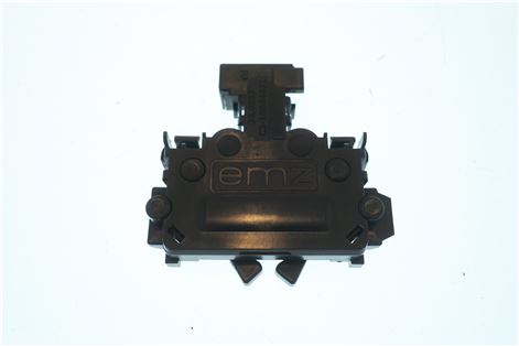 DOOR LATCH EMZ