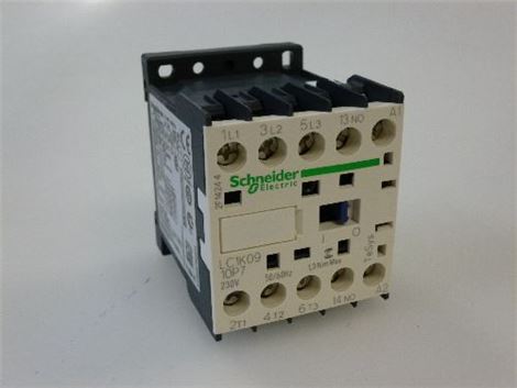 CONTATTORE SCHNEIDER LC1K0910P7