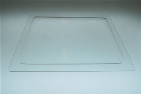 Glass baking tray