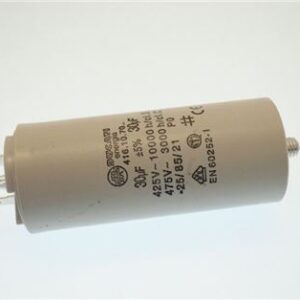 CONDENSATORE CON CUSTODIA IN PLASTICA